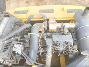 Excavatrice sur chenilles Komatsu PC350 d'occasion, 35 tonnes, modèle 2022, certifiée CE, machine de construction avec composants moteur et transmission - Product Image 5