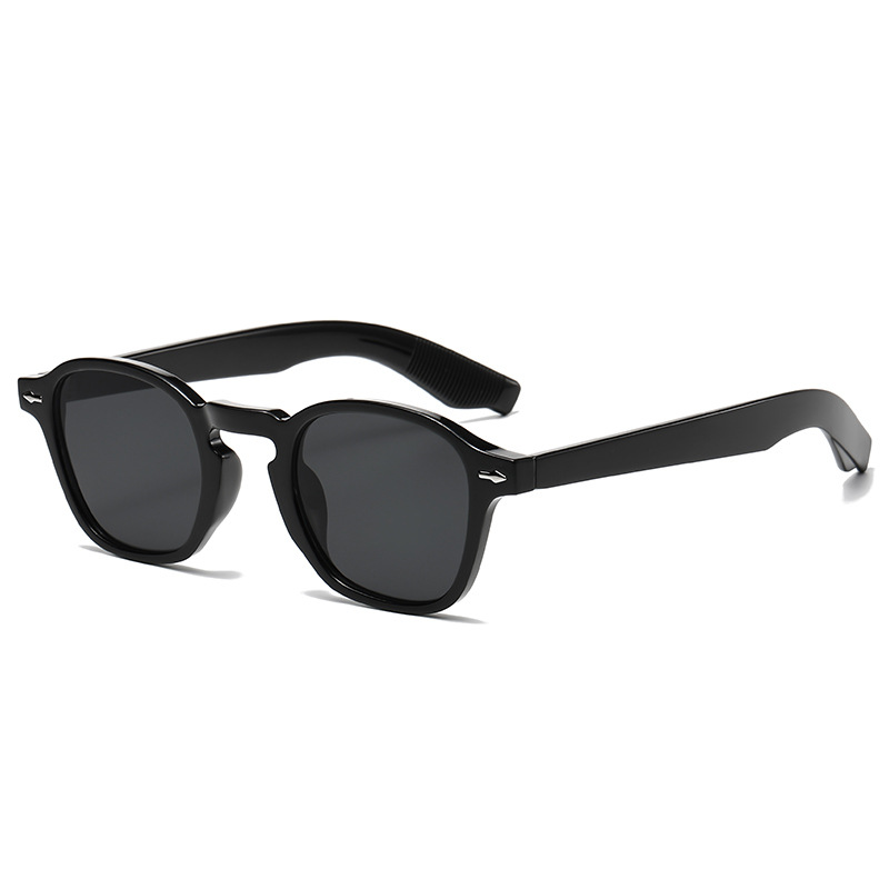 Black frame-gray lenses