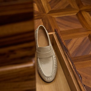 Mocasines de Cuero Genuino Beige para Hombre, Zapatos Planos Casuales de Primavera, Suela de Goma, Cómodos para Conducir, Sin Cordones - Product Image 2
