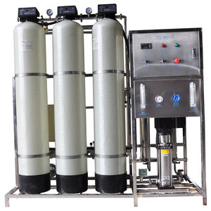 <span class=keywords><strong>Gaz</strong></span> carbonisé <span class=keywords><strong>de</strong></span> petite capacité entièrement automatique, conteneur d'eau vitamines, ligne <span class=keywords><strong>de</strong></span> production <span class=keywords><strong>de</strong></span> boissons - Product Image 2