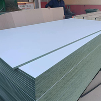 Panneaux de bois MDF mélaminé résistant à l'humidité, prix d'usine, 9 mm, 12 mm, 18 mm, panneau MDF HMR vert pour salle de bain, cuisine, armoire