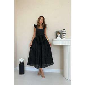 Robe de soirée élégante noire en organza brodé, coupe trapèze, avec décolleté en V, superposition transparente, taille naturelle et dos nu - Product Image 5