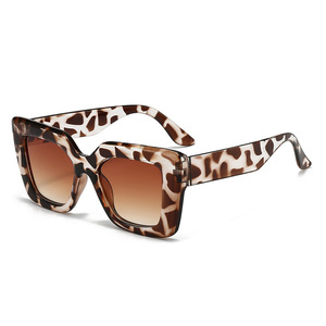 Square Oversized <b>Sunglasses</b> For Women UV400 PC Frame And Lens Outdoor Use - Product Image 5