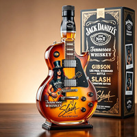 Bouteille de whisky du Tennessee, une bouteille en verre en forme de guitare électrique d'un légendaire rockeur.