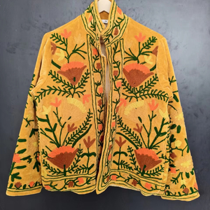 Couverture matelassée en polaire tissée Suzani brodée sur mesure, rembourrée de coton écologique, artisanat de qualité supérieure, imperméable, coupe-vent, multi-usages - Product Image 1