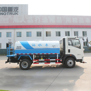 Autocisterna Sinotruk per Acqua e Irrigazione Agricola, Nuova e Usata, SINOTRUK HOWO 6x4 4x2 Autocisterna Spruzzatrice in Vendita - Product Image 3
