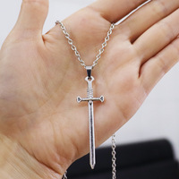 Nouveau collier pendentif croix et épée en alliage vintage gothique pour hommes et femmes