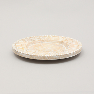 Piatto Decorativo in Legno Bianco da 13 Pollici, Artigianale, per Decorazione Tavola - Product Image 1