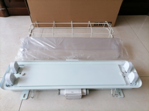 Montaje de superficie IMPA781861 ~ 791867, accesorio a prueba de goteo con protector marino, luces de techo <span class=keywords><strong>fluorescentes</strong></span> herméticas - Product Image 3