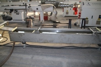 Extrudeuse de granulation produisant des granulés de couleur uniforme, sans matière non plastifiée ni éclats blancs.
