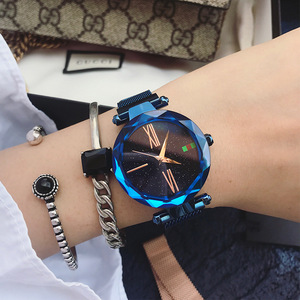 Reloj Magnético Estrellado para Mujer, Elegante, Minimalista, a Prueba de Agua, de Moda - Product Image 1