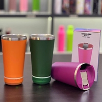 Mug à bière isotherme 2026 Emerit 473 ml en acier inoxydable 304 à double paroi, avec logo personnalisé, décapsuleur et audio Bluetooth