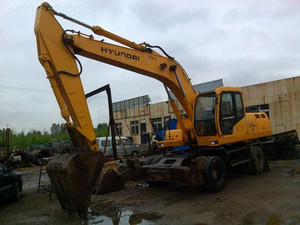 Excavadora Usada de Segunda Mano, Maquinaria para Movimiento de Tierras HYUNDAI 210W-5 en Venta - Product Image 3