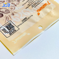 Eco-vriendelijke hitteverzegelbare plastic Mylar verpakkingszakken voor voedsel met transparant venster, driezijdig verzegeld en hersluitbaar voor snacks