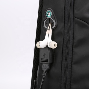 2024 nouveau sac à dos pour ordinateur de <span class=keywords><strong>voyage</strong></span> en plein air personnalisé Oxford étanche unisexe avec Port de charge USB - Product Image 3