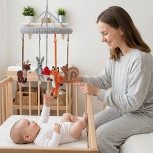 <span class=keywords><strong>Mobile</strong></span> de <span class=keywords><strong>lit</strong></span> <span class=keywords><strong>bébé</strong></span> en crochet artisanal 100% coton - 360 °   Décoration de chambre d'enfant animaux de la forêt rotative - Ensemble <span class=keywords><strong>mobile</strong></span> doux <span class=keywords><strong>pour</strong></span> <span class=keywords><strong>bébé</strong></span> prêt à offrir - Product Image 5