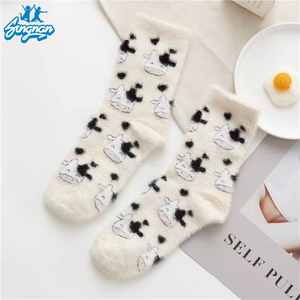 可愛い厚手のクルーソックスコーラルフリース漫画柄ジャカード靴下女性柄靴下 - Product Image 5