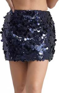 Vêtements d'<span class=keywords><strong>hiver</strong></span> pour femmes de style européen-<span class=keywords><strong>Jupe</strong></span> demi-longueur A-line sexy avec taille haute et mini <span class=keywords><strong>jupe</strong></span> <span class=keywords><strong>courte</strong></span> à paillettes de coupe incurvée - Product Image 3