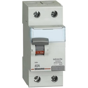Bticino Rcbb 40A 230V 50/60Hz Montage modulaire avec bouton de test pour la sécurité électrique - Product Image 1