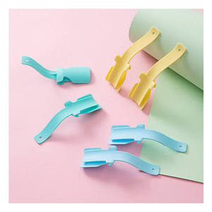 Aiuto per Indossare <span class=keywords><strong>Scarpe</strong></span> Unisex per Anziani e Disabili, Calzascarpe Portatile con Manico, Facile da Usare per Anziani - Product Image 1