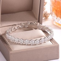 Bracelet enroulé floral en argent S925 avec moissanite, style élégant et luxueux, unisexe, cadeau pour mariage et fête, best-seller TikTok, vente en gros d'usine