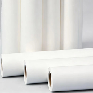 Rollo de papel desechable para camillas de examen y spa, 31" x 70', para venta al por mayor - Product Image 1