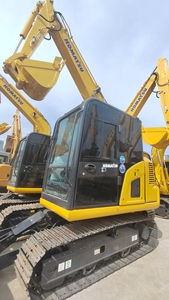 Montacargas Komatsu 70 de Primera Calidad, 7 Toneladas, 90% Nuevo, Original, con EPA, CE, Montacargas Agrícola Usado de 7 Toneladas - Product Image 1