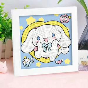 Puzzle di Pittura Diamantata con Stampa Cartoon Sanrio, Tela 5D Luminosa, Kit Fai-da-Te Ecologico, Materiale per Decorazione Murale all'Ingrosso - Product Image 4