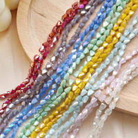 Vente en gros de perles de verre cristal facettes triangle perles de verre de haute qualité perles de verre bracelet à bricoler soi-même fabrication de bijoux
