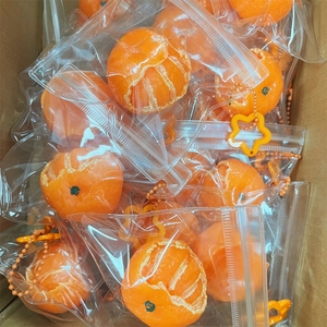 Juguete Antiestrés de Naranja Súper Suave, Pelota de Compresión de Rebote Lento para Niños y Adultos - Product Image 1