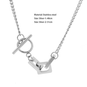 Kalung Rantai Sweater Tiga Cincin Saling Terkait dari Baja Tahan Karat, Kalung Unik Unisex dari Baja Tahan Karat. - Product Image 6