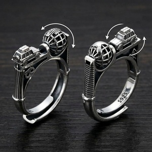 Anillo de Plata de Ley 925 con Acabado Vintage y Desgastado, con Globo Giratorio y Dije de <span class=keywords><strong>Coche</strong></span> SUV, Estilo Motero Retro, Banda Abierta Ajustable para Hombre - Product Image 1
