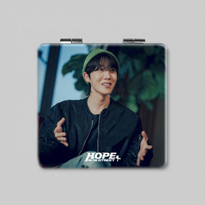 Venta al por mayor KPOP <span class=keywords><strong>Idol</strong></span> Bangtan Boys <span class=keywords><strong>J</strong></span>-<span class=keywords><strong>Hope</strong></span> <span class=keywords><strong>HOPE</strong></span> ON THE STREET Espejo de maquillaje portátil plegable cuadrado de doble cara - Product Image 4