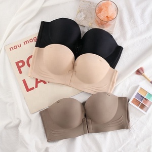 Soutien-gorge sans bretelles sans coutures pour femme, fin, respirant, à boutonnage frontal, push-up, avec logo sur le devant de la coque et boucle frontale - Product Image 1