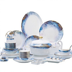 Service de <span class=keywords><strong>vaisselle</strong></span> en porcelaine fine de Jingdezhen, compatible micro-ondes, peint à <span class=keywords><strong>la</strong></span> main avec incrustations dorées, bols, assiettes et baguettes de luxe, vente en gros, idéal pour un cadeau - Product Image 1