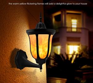 Lot de 2 lampes solaires murales d'extérieur, 96 LED, effet flamme dansante, lumière de jardin, IP65, résistante à l'<span class=keywords><strong>eau</strong></span>, contrôle par capteur de lumière, noir - Product Image 1
