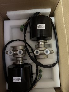 Big Flux Procon 3 agujeros Tornillo Conexión 220V AC Motor Driving Rotary Vane Booster Pump - Product Image 3