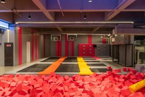 Solution clé en main EN1176 : équipement de terrain de jeux intérieur de luxe de 2000 m² avec <span class=keywords><strong>parc</strong></span> de trampolines pour centre commercial, projet commercial - Product Image 2
