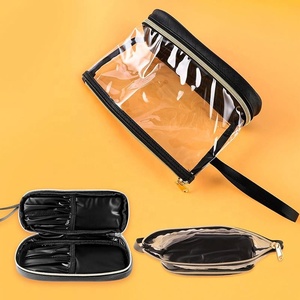 Sac cosmétique en PVC transparent à fermeture à glissière approuvé par la TSA avec logo personnalisable Organisateur de style de mode - Product Image 6