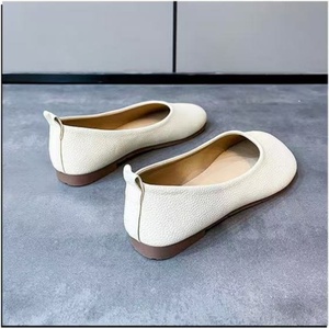 Zapatos planos <span class=keywords><strong>de</strong></span> mujer estilo temperamento 2026, nuevos mocasines franceses <span class=keywords><strong>de</strong></span> <span class=keywords><strong>boca</strong></span> poco profunda estilo Little Xiang, sin cordones, suela suave, para trabajo y mamá - Product Image 3