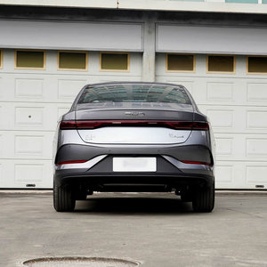 2026 BYD Qin PLUS DM-i Auto PHEV Sedán Híbrido Enchufable de Gran Demanda Vehículo de Ahorro de Combustible Marca China Depósito - Product Image 6