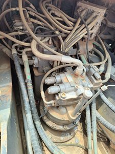 Excavadora de orugas Hitachi ZX200 usada en buen estado Excavadora de segunda mano Hitachi - Product Image 4