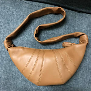 Sac à bandoulière croissant rétro 2026, sac à main en PU avec doublure en polyester, fermeture éclair, tendance pour femmes - Product Image 5
