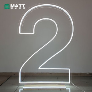 Números LED Personalizados de 1, 2, 3 y 4 Pies, Letrero de Acrílico con Luz de Neón para Decoración de Baby Shower, Cumpleaños, Bodas y Eventos - Product Image 3