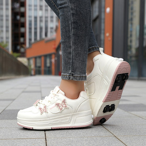 Chaussures à roulettes pour enfants avec quatre roues, doublure en mesh, semelle extérieure en caoutchouc, tige synthétique, semelle intermédiaire en EVA pour les jeux en plein air - Product Image 4