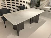 Table à manger rectangulaire de luxe moderne, style français, plateau en marbre naturel brillant, pieds en acier inoxydable, 6 places, pour appartement
