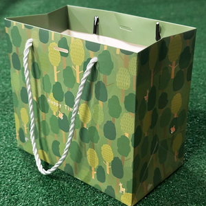 Custom Logo torta dolce scatola di imballaggio olografica carta <span class=keywords><strong>lucida</strong></span> con coperchio trasparente e 6 divisori maniglia impermeabile - Product Image 3