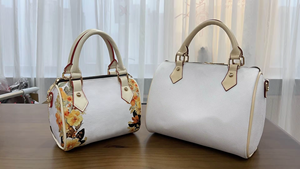 Nuova Borsa a Tracolla Mini con Stampa Cuore Rosso Personalizzata per Donna, in Pelle PU con Manico Superiore, per Uso Quotidiano - Product Image 5