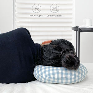 Orelha Hole Design Orelha Suporte Travesseiro Especialmente Projetado para Side Sleepers Algodão Donut Side Dormir Travesseiro Proteção de orelha Travesseiro. - Product Image 4