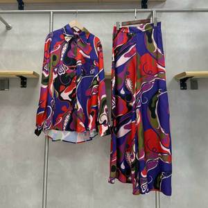 Completo da <span class=keywords><strong>Donna</strong></span> 2 Pezzi 2026: Camicia Stampata a Contrasto + <span class=keywords><strong>Pantaloni</strong></span> Larghi a Gamba Larga - Ingrosso Fabbrica - Product Image 1